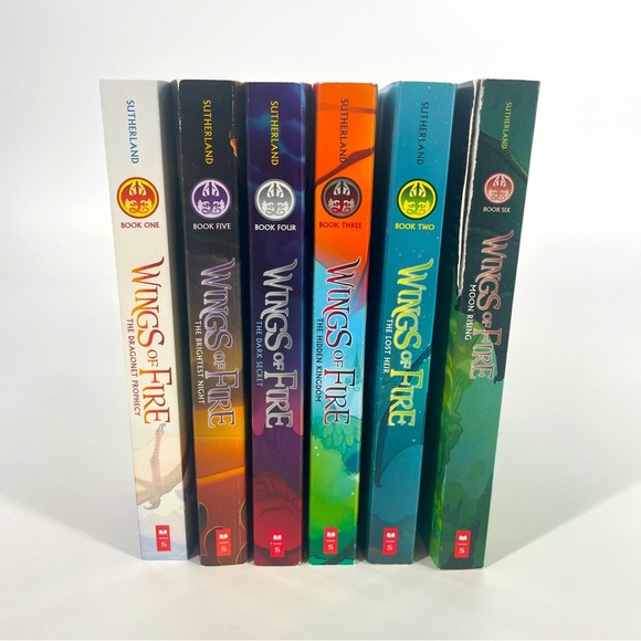 WINGS OF FIRE Other - Wings OF FIRE - Tui T. Sutherland Books 1-6